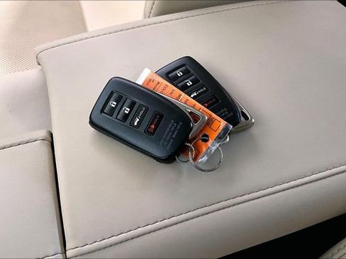 Certified 2022 Lexus RX 350 AWD w/ Premium Package image 35