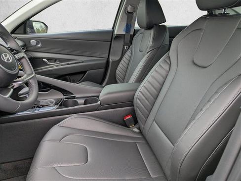 New 2026 Hyundai Elantra Limited image 24