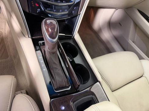 Used 2014 Cadillac XTS Premium FWD image 19