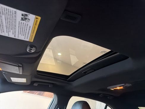 Used 2017 Ford Taurus SHO w/ Driver Assist Package image 17