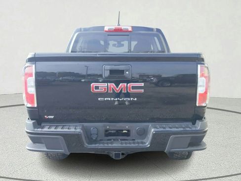 Used 2021 GMC Canyon Elevation w/ Trailering Package AWD/4WD image 12