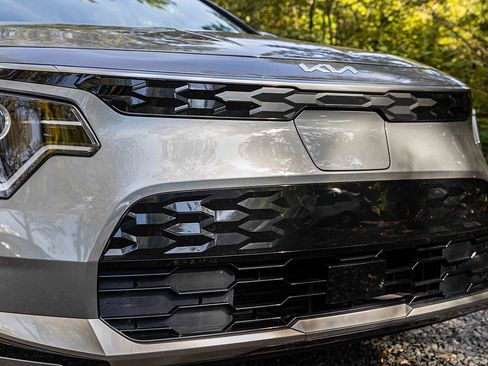 Certified 2024 Kia Niro Wind image 28