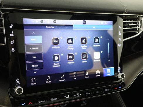 Used 2023 Jeep Grand Wagoneer Series II w/ Premium Group II image 42