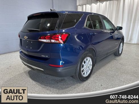 Used 2022 Chevrolet Equinox LT image 3