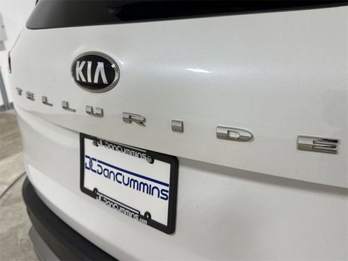 Used 2020 Kia Telluride S w/ S 8 Passenger Seating Package image 27