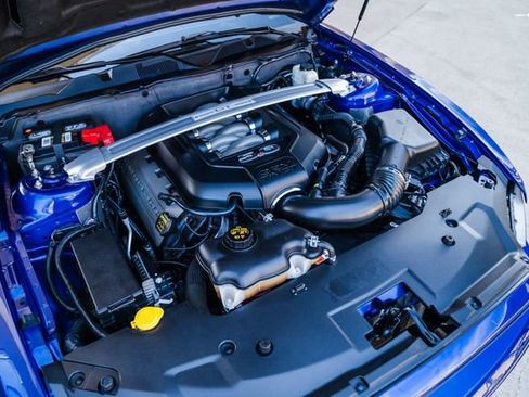 Used 2014 Ford Mustang GT Premium w/ Comfort Package image 71