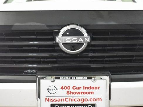 Certified 2025 Nissan Kicks SR image 34