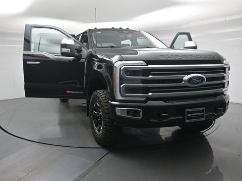 New 2026 Ford F350 Platinum w/ Platinum Plus Package image 30