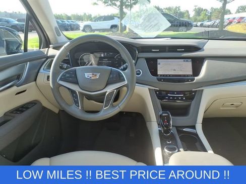 Used 2024 Cadillac XT5 Premium Luxury AWD/4WD image 10
