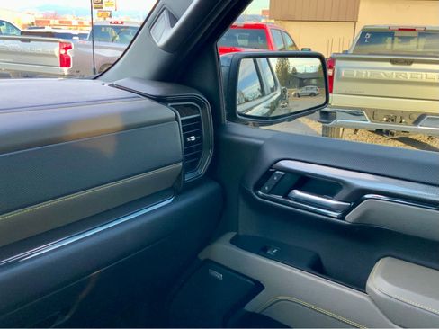 Certified 2025 Chevrolet Silverado 1500 ZR2 image 40