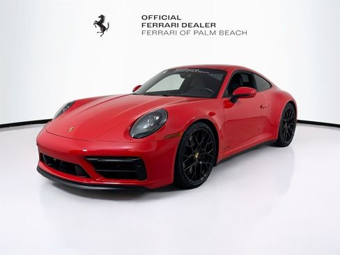 Used 2022 Porsche 911 Carrera GTS RWD image 3