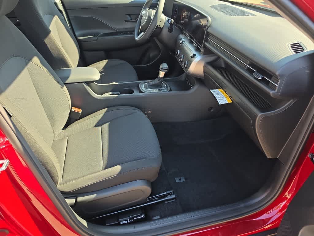 New 2027 Hyundai Kona SE FWD image 22