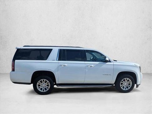 Used 2019 GMC Yukon XL SLT image 4