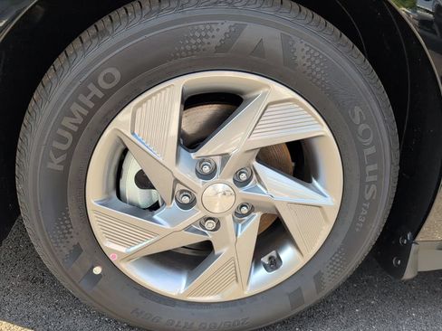 Used 2025 Hyundai Sonata SE FWD image 28