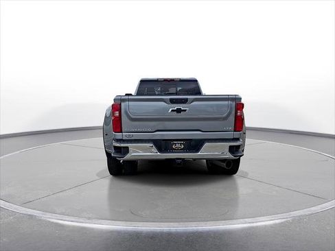 Used 2026 Chevrolet Silverado 3500 LTZ w/ LTZ Plus Package image 7