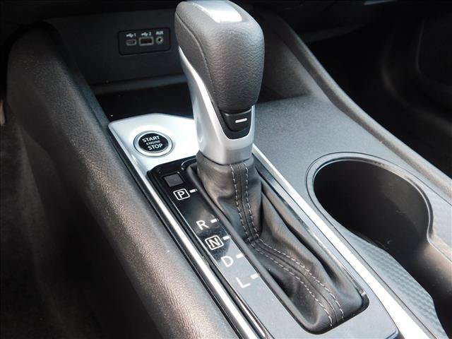 Used 2025 Nissan Altima 2.5 SV FWD image 11