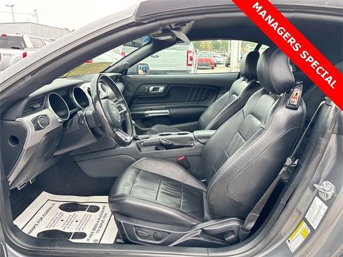 Used 2022 Ford Mustang Premium image 16