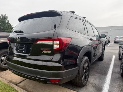 Used 2022 Honda Pilot TrailSport image 4