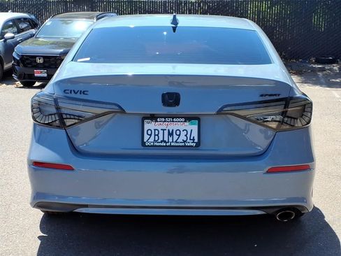 Used 2022 Honda Civic Sport image 5