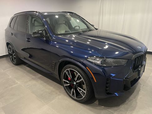 Used 2024 BMW X5 M60i w/ Executive Package AWD/4WD image 3