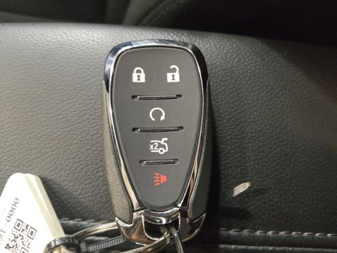 Used 2023 Chevrolet Malibu LT FWD image 32
