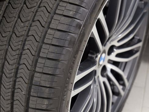 Used 2018 BMW 530i xDrive w/ M Sport Package image 68