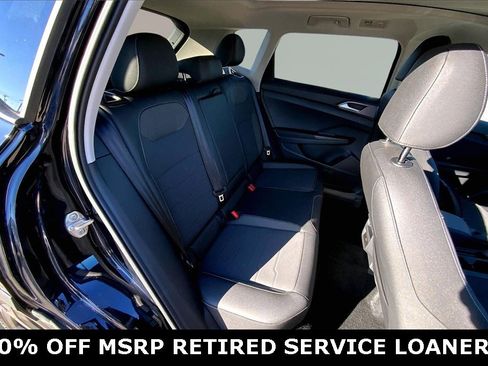 Certified 2025 Volkswagen Taos SE image 26