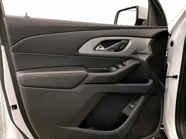Used 2021 Chevrolet Traverse LT FWD image 22