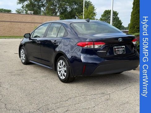 Used 2025 Toyota Corolla LE FWD image 5