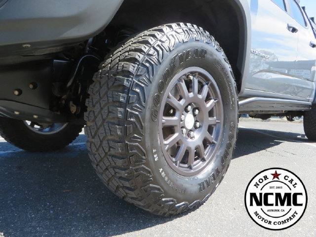 Used 2021 Chevrolet Colorado ZR2 w/ Colorado ZR2 Bison Edition AWD/4WD image 11