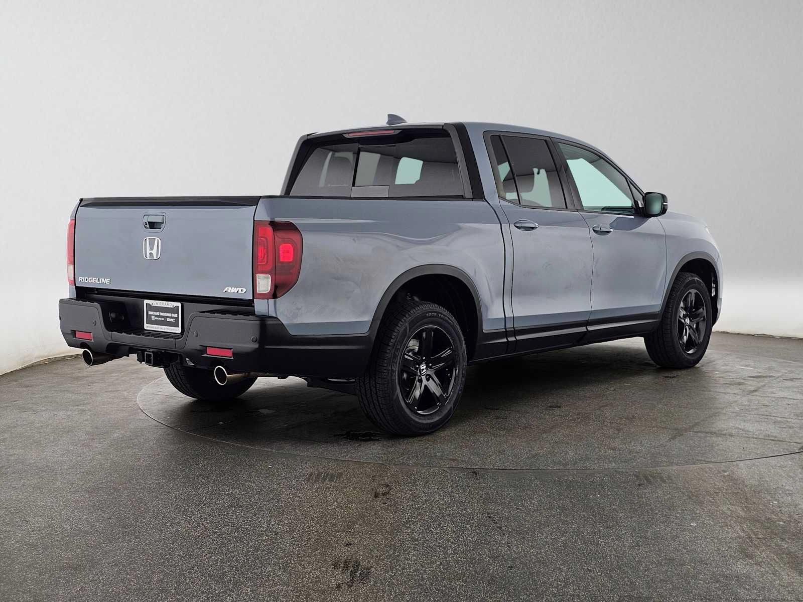 Used 2023 Honda Ridgeline Black Edition image 3