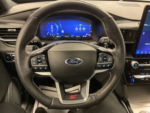 Used 2023 Ford Explorer ST w/ Technology Package image 16