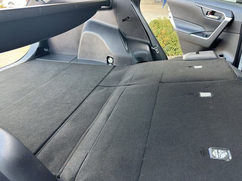 Used 2024 Toyota RAV4 XLE image 34