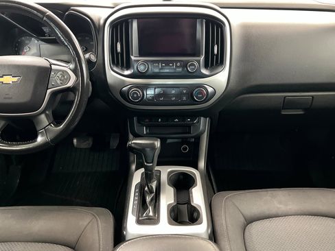 Used 2017 Chevrolet Colorado LT w/ LT Convenience Package RWD image 14