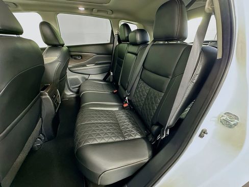 Used 2019 Nissan Murano Platinum image 25