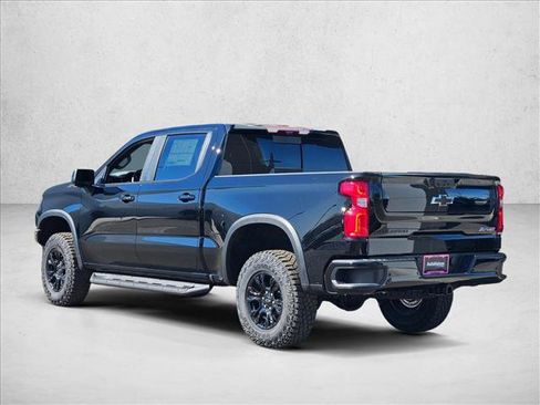 New 2026 Chevrolet Silverado 1500 ZR2 w/ LPO, Dark Essentials Package AWD/4WD image 9