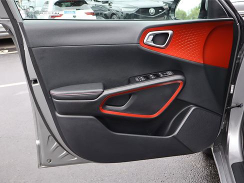 Certified 2023 Kia Soul GT-Line FWD image 13