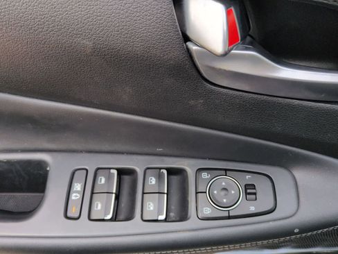 Used 2020 Hyundai Santa Fe SEL w/ Convenience + Premium Package image 16