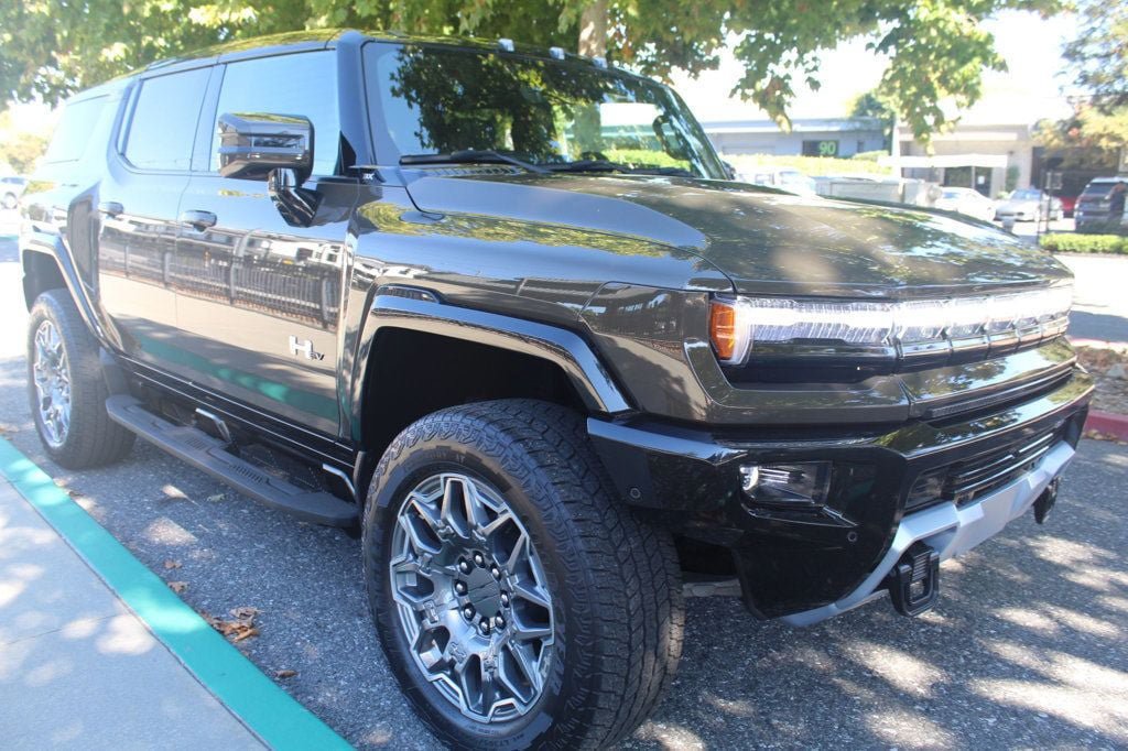 Used 2025 GMC Hummer EV 3X AWD/4WD image 1