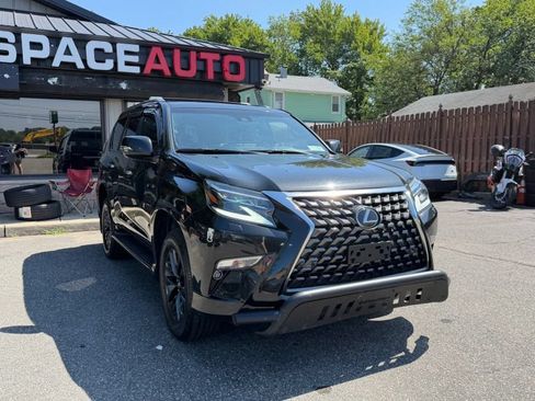 Used 2023 Lexus GX 460 Premium w/ Premium Package AWD/4WD image 4