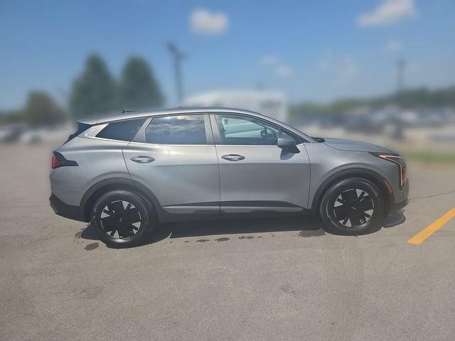 Certified 2026 Kia Sportage LX FWD image 8