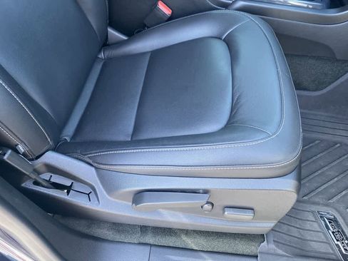 Used 2018 Chevrolet Colorado Z71 w/ Centennial Edition image 24