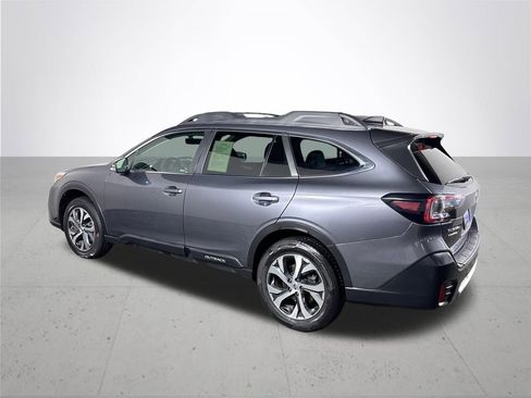 Used 2021 Subaru Outback Limited image 8