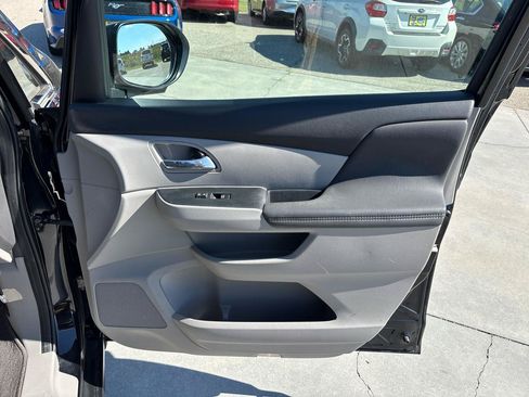 Used 2016 Honda Odyssey EX-L image 27