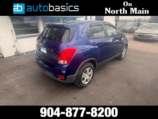 Used 2017 Chevrolet Trax LS FWD image 7