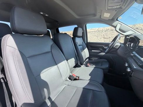 Used 2024 GMC Sierra 1500 SLT image 29