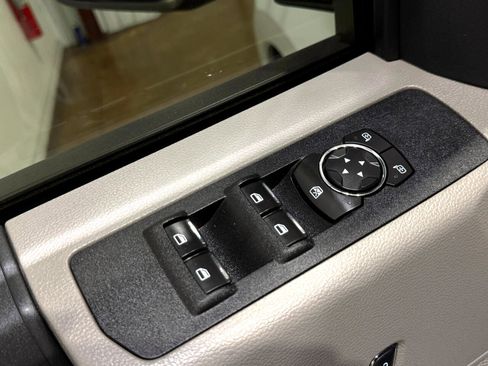 Used 2019 Ford F250 XL w/ Power Equipment Group image 27