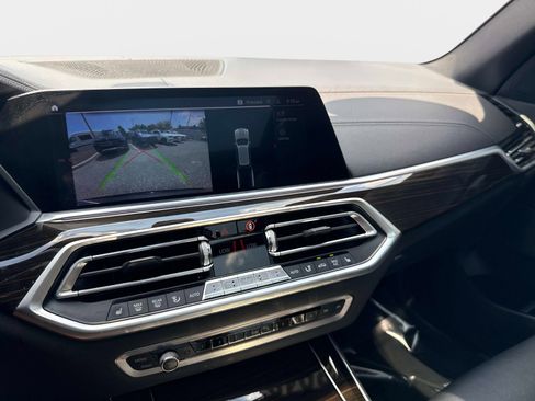 Used 2019 BMW X5 xDrive40i w/ Convenience Package AWD/4WD image 25