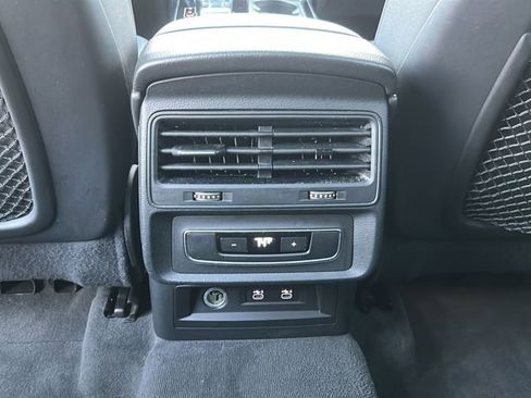 Used 2021 Audi Q7 3.0T Premium Plus image 32