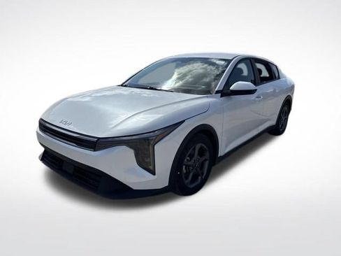 Used 2025 Kia K4 FWD image 6
